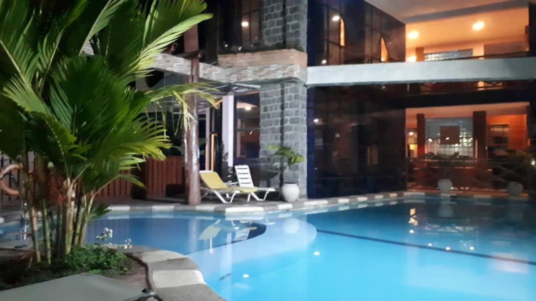 Hotel Vip Palace 2 Goma Exterior foto