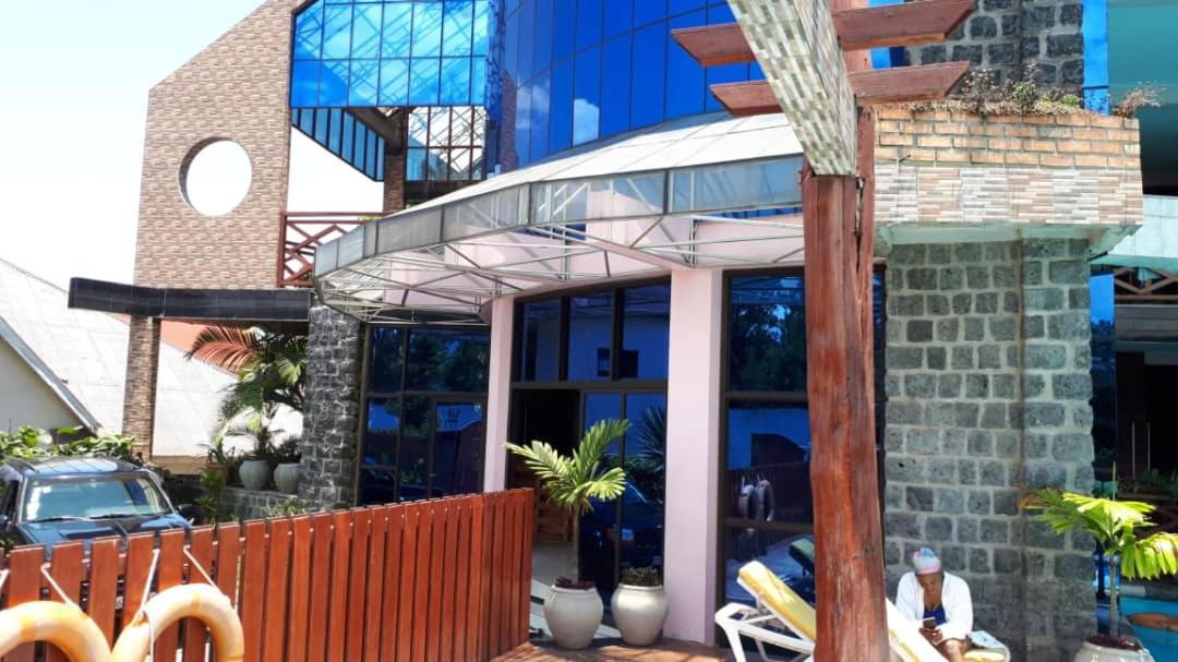 Hotel Vip Palace 2 Goma Exterior foto